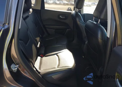 2020 Jeep Compass Limited 4X4 from USA, damaged, VIN 3C4NJDCB0LT215599